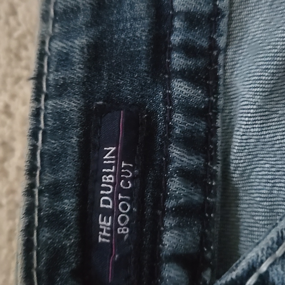 Jeans - Picture 9 of 9